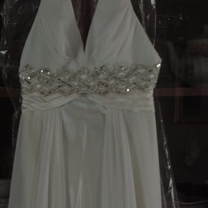 Pageant Dress Tony Bowls size 2 White